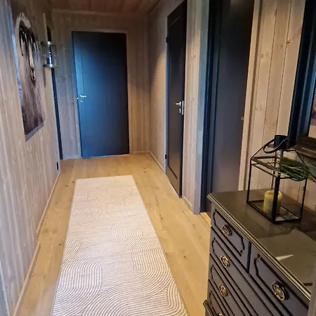 Ny Med Panoramautsikt Σπίτι διακοπών